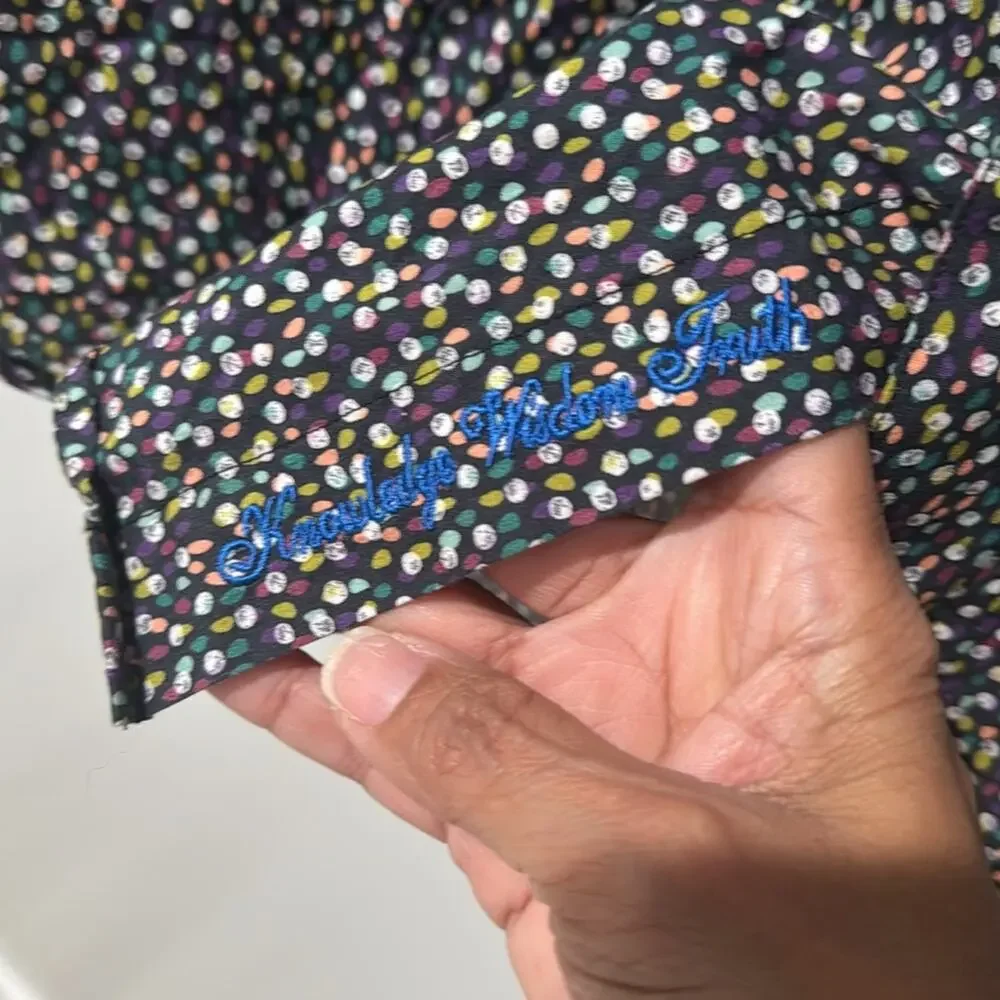 Robert Graham Men's Button Down Long Sleeve Shirt Size M Summer Travel Resort